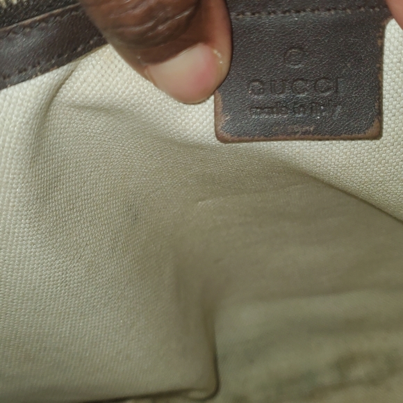 Authentic Gucci crossbody - Picture 3 of 8